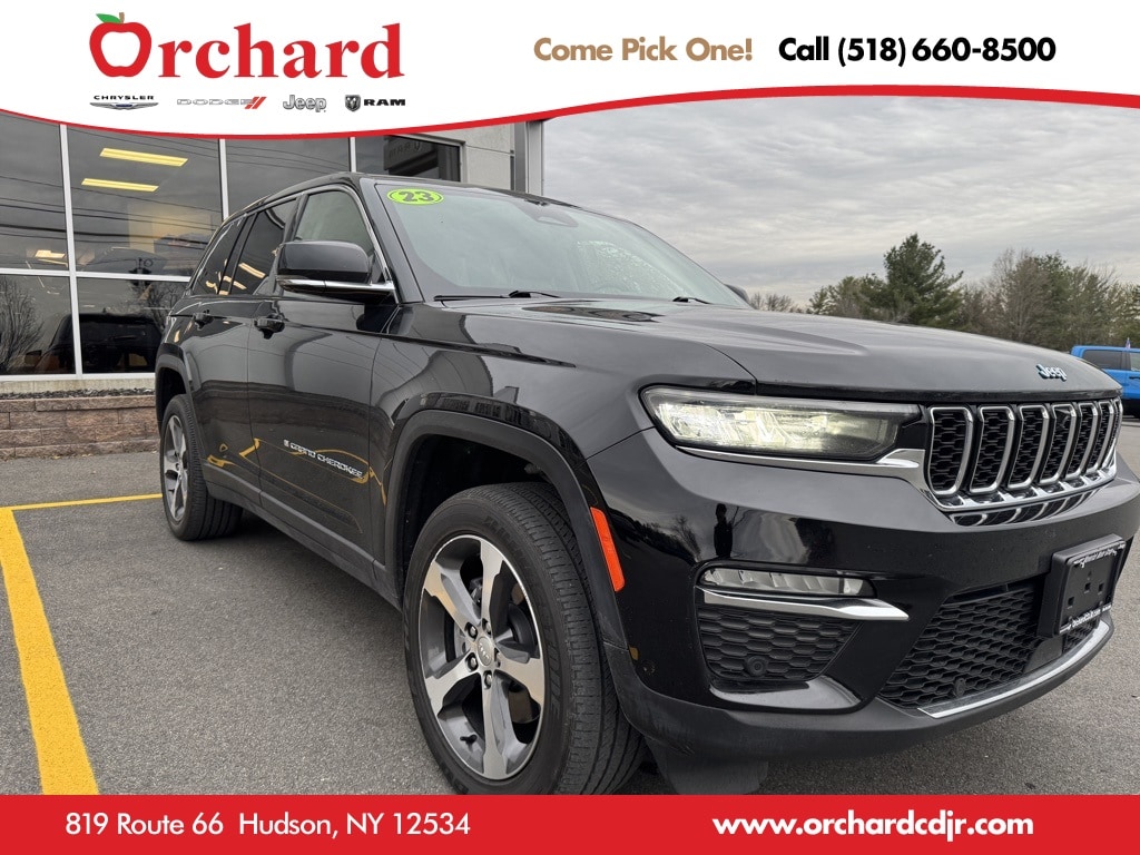 2023 Jeep Grand Cherokee 4xe's photo