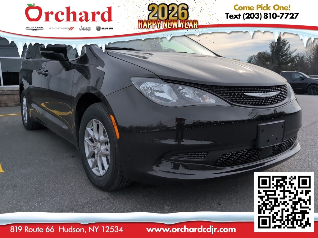 2026 Chrysler Voyager LX's photo