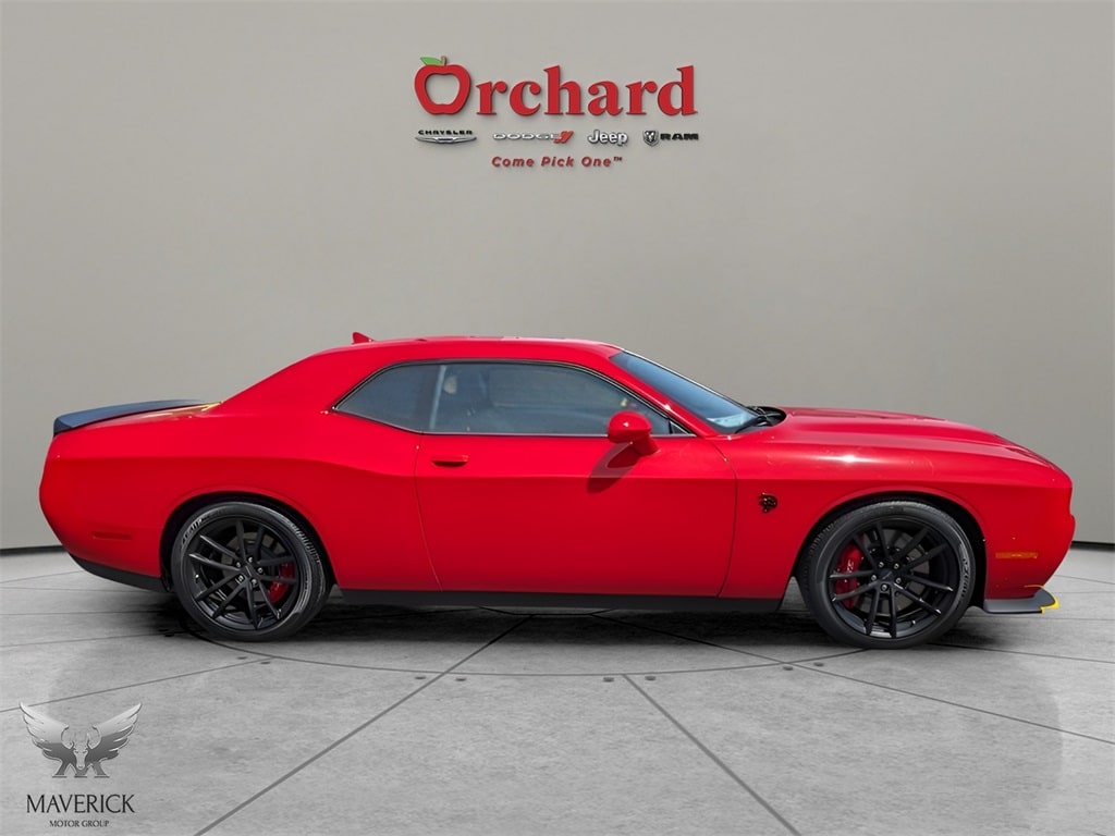最終価格 VIPPY ダイヤモンド型 レッド New 2023 Dodge Challenger For Sale at Maverick Motor Group
