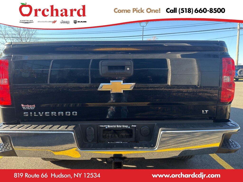 2017 Chevrolet Silverado 1500 LT photo 4