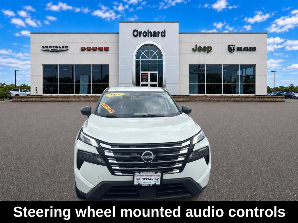Used 2024 Nissan Rogue S SUV
