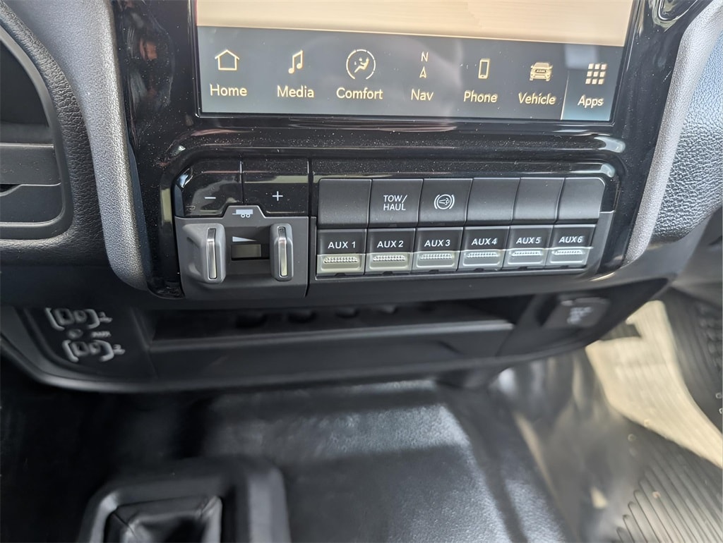 2024 Bright White Ram 5500 Chassis Cab 5500 TRADESMAN CHASSIS CREW CAB 4X4 60' CA 4X4 Truck
