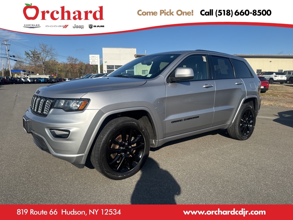 Used 2018 Jeep Grand Cherokee Altitude SUV