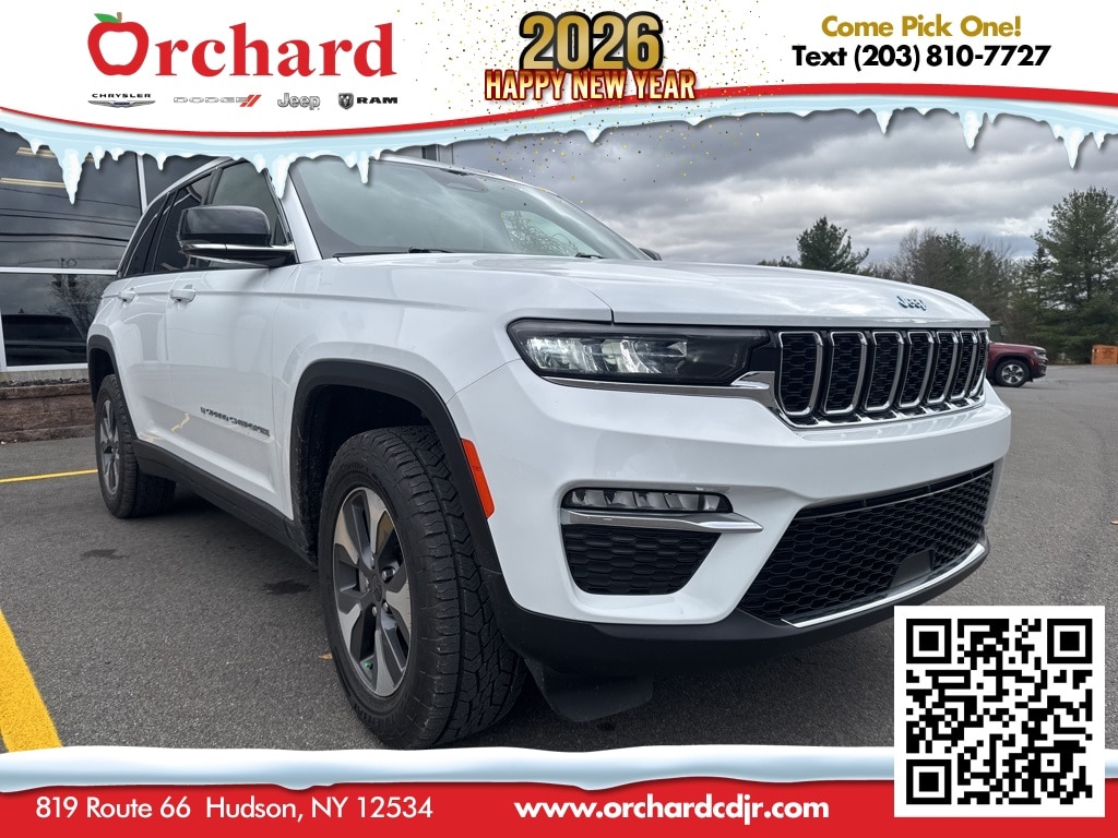 2022 Jeep Grand Cherokee 4xe's photo