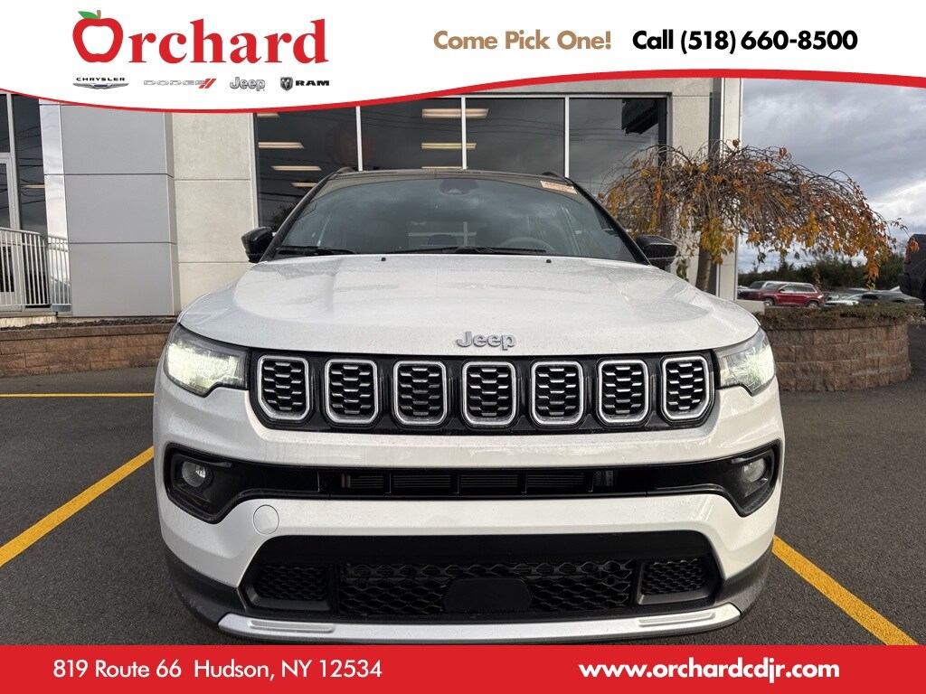 2024 Jeep Compass Limited photo 2