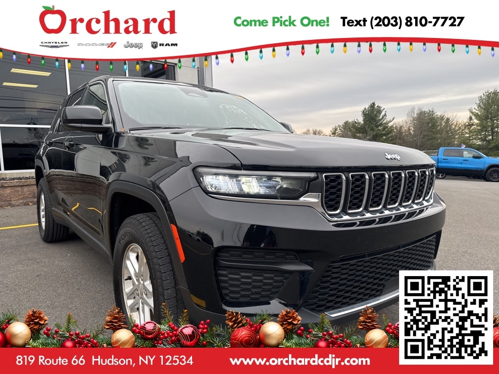 2023 Jeep Grand Cherokee Laredo's photo