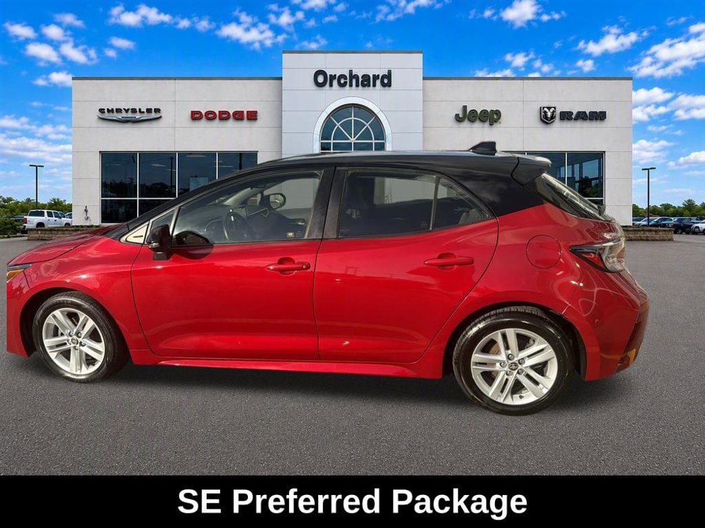 Used 2021 Toyota Corolla Hatchback SE Hatchback
