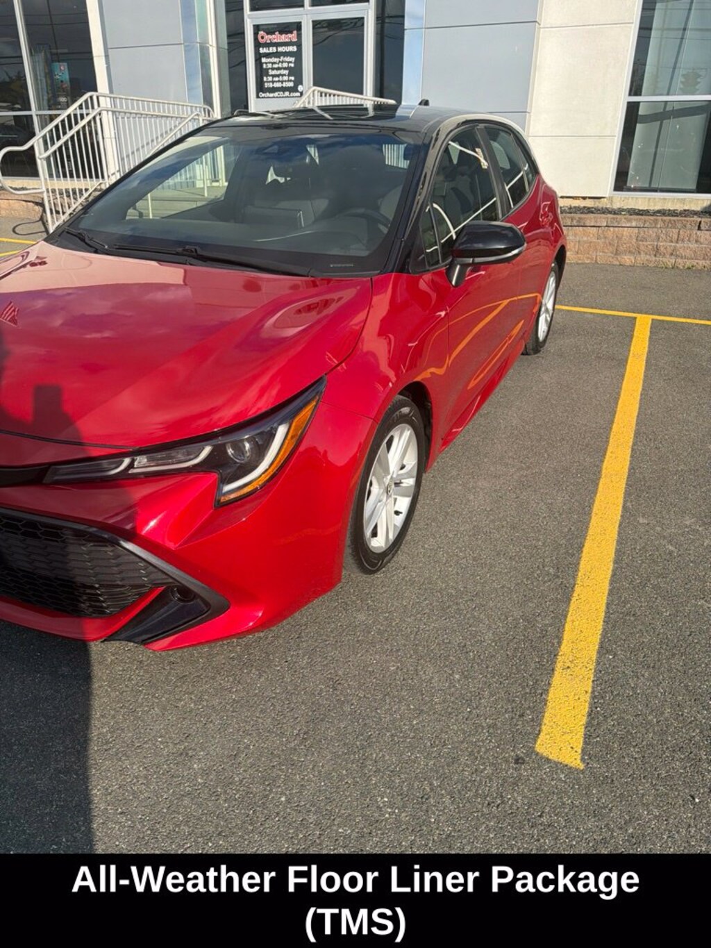 Used 2021 Toyota Corolla Hatchback SE Hatchback