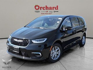 2026 Chrysler Pacifica SELECT Passenger Van