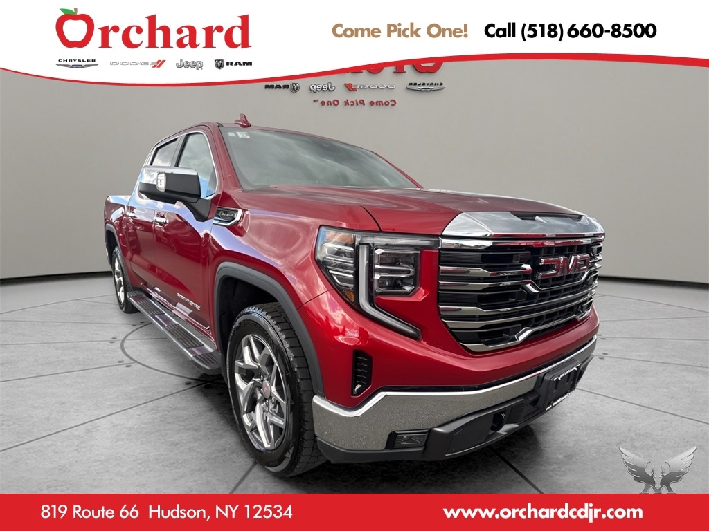 2022 GMC Sierra 1500 SLT's photo