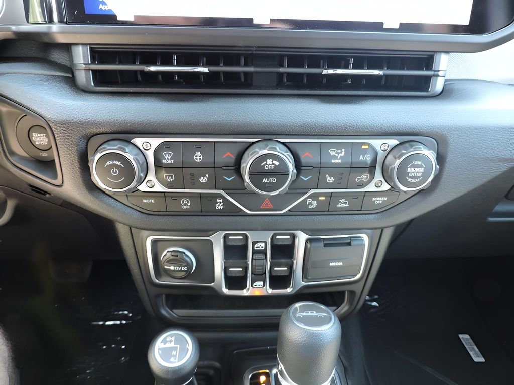 2025 Jeep Gladiator Sport S - Photo 19
