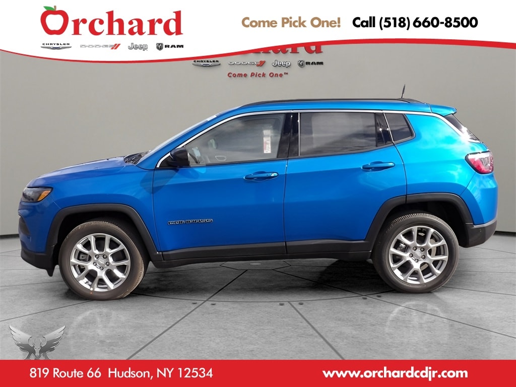 Used 2024 Jeep Compass Latitude Lux SUV