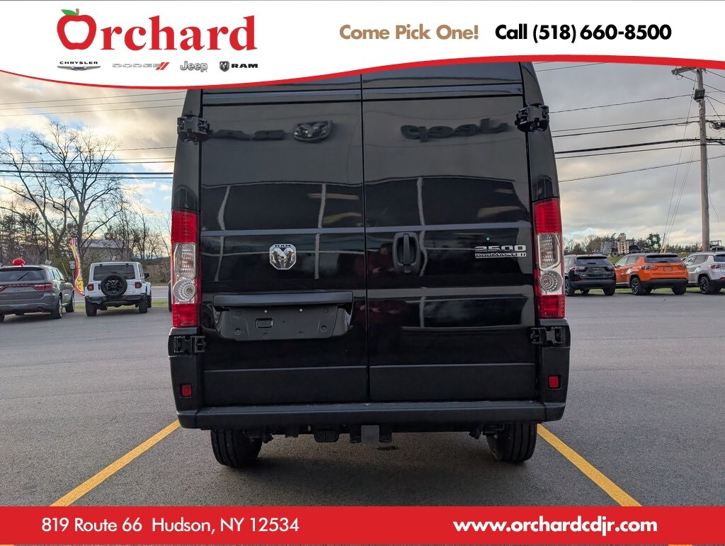 2026 Ram ProMaster 2500 Cargo Van photo 3