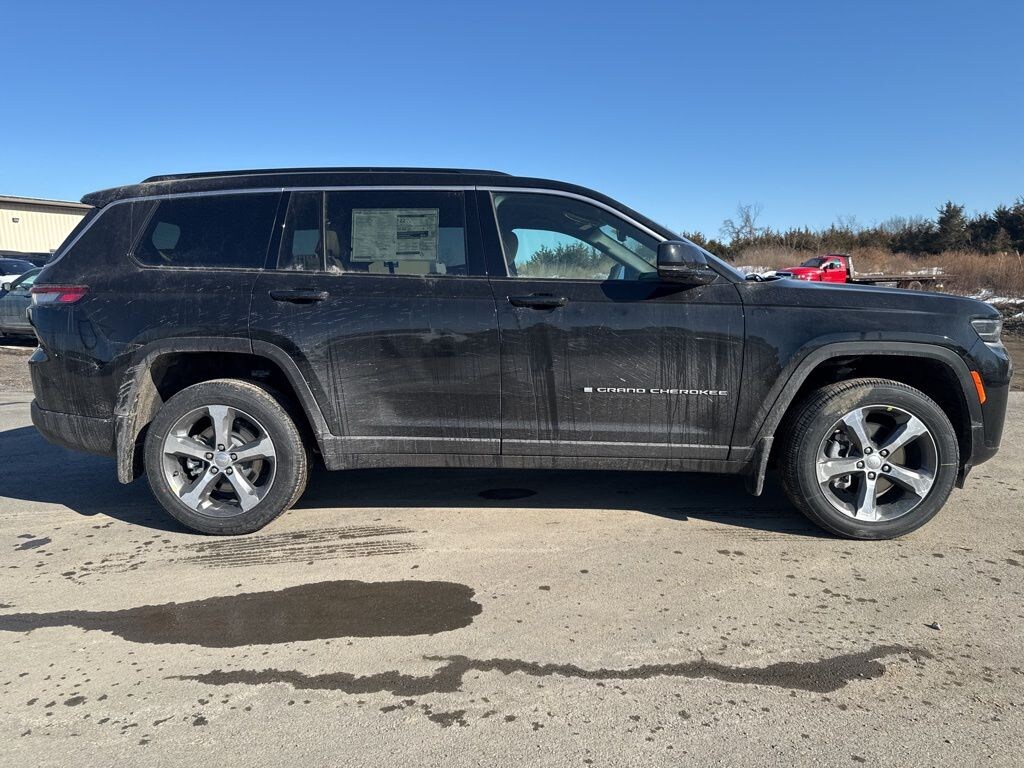 New 2026 Jeep Grand Cherokee L LIMITED 4X4 Sport Utility