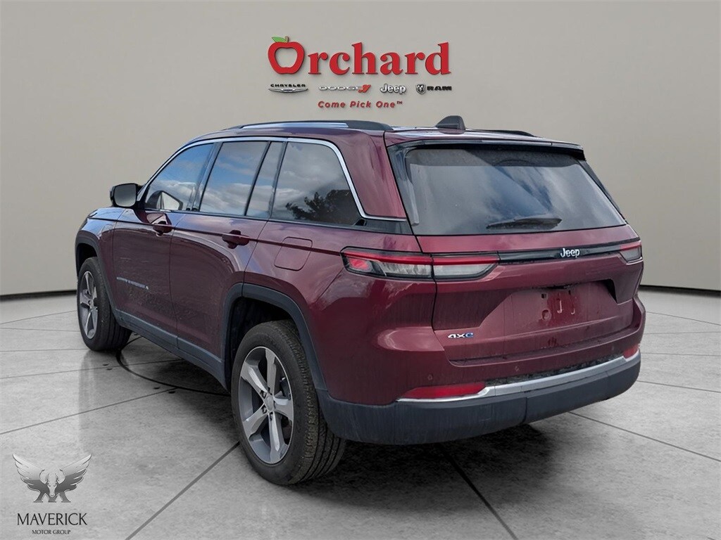 2022 Jeep Cherokee Limited 4xe photo 3