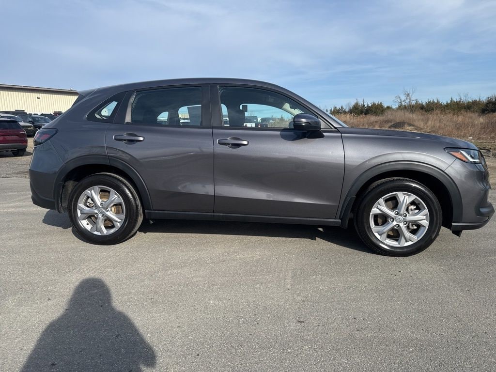 Used 2025 Honda HR-V LX SUV