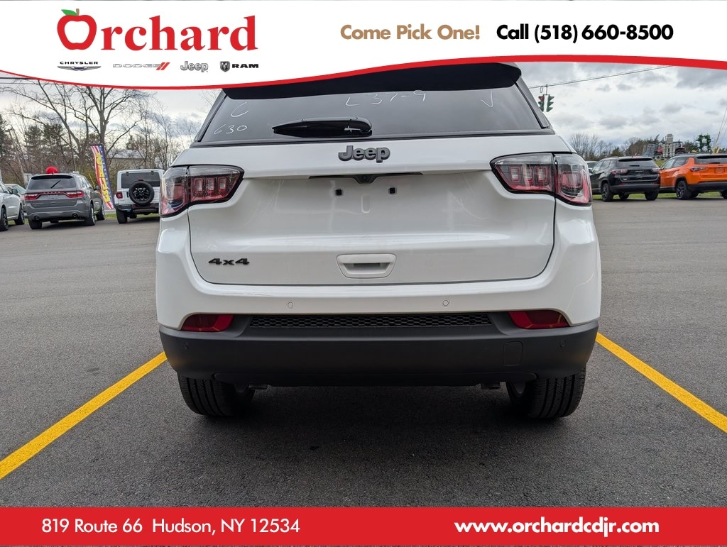 New 2026 Jeep Compass LIMITED ALTITUDE 4X4 Sport Utility