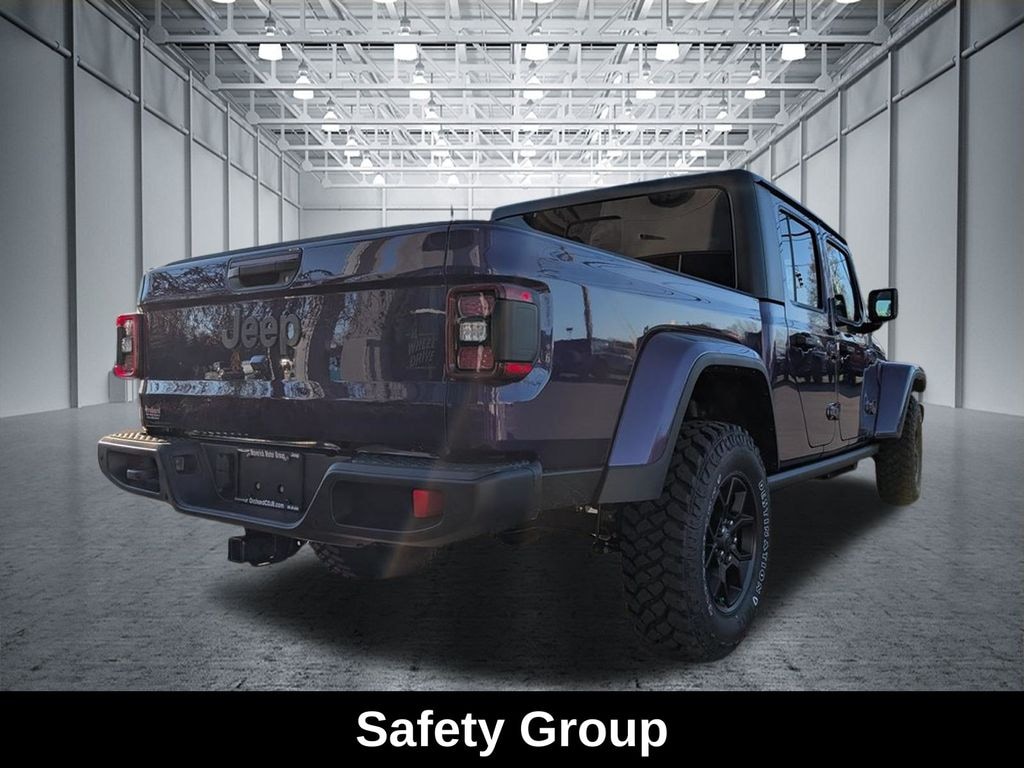 New 2026 Jeep Gladiator WILLYS 4X4 Pickup