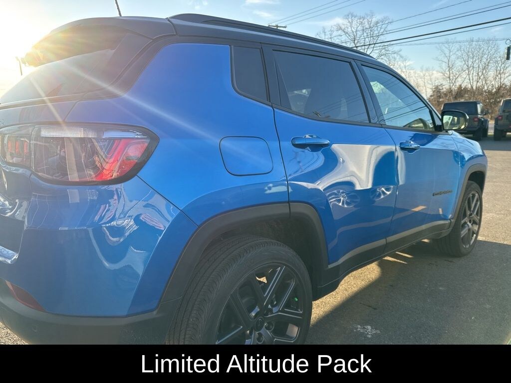 New 2026 Jeep Compass LIMITED ALTITUDE 4X4 Sport Utility
