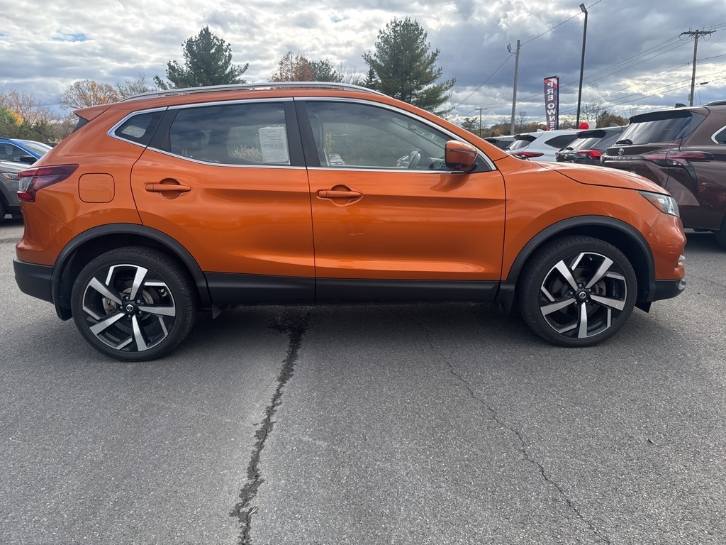 Used 2020 Nissan Rogue Sport SL SUV