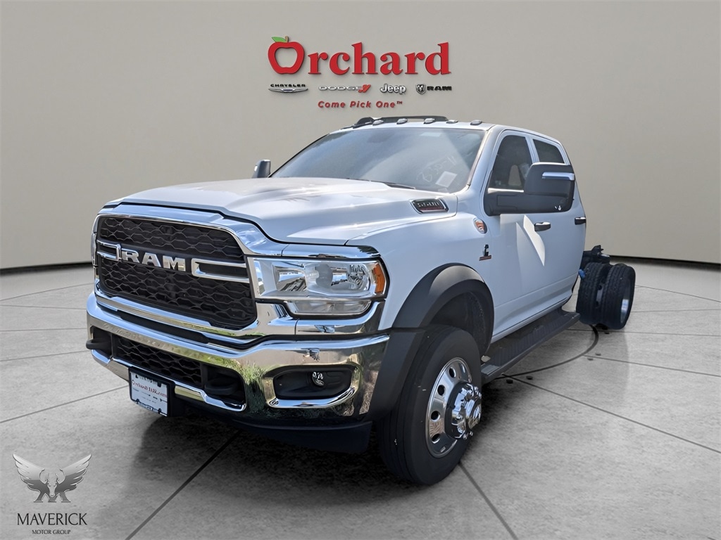 2024 Bright White Ram 5500 Chassis Cab 5500 TRADESMAN CHASSIS CREW CAB 4X4 60' CA 4X4 Truck