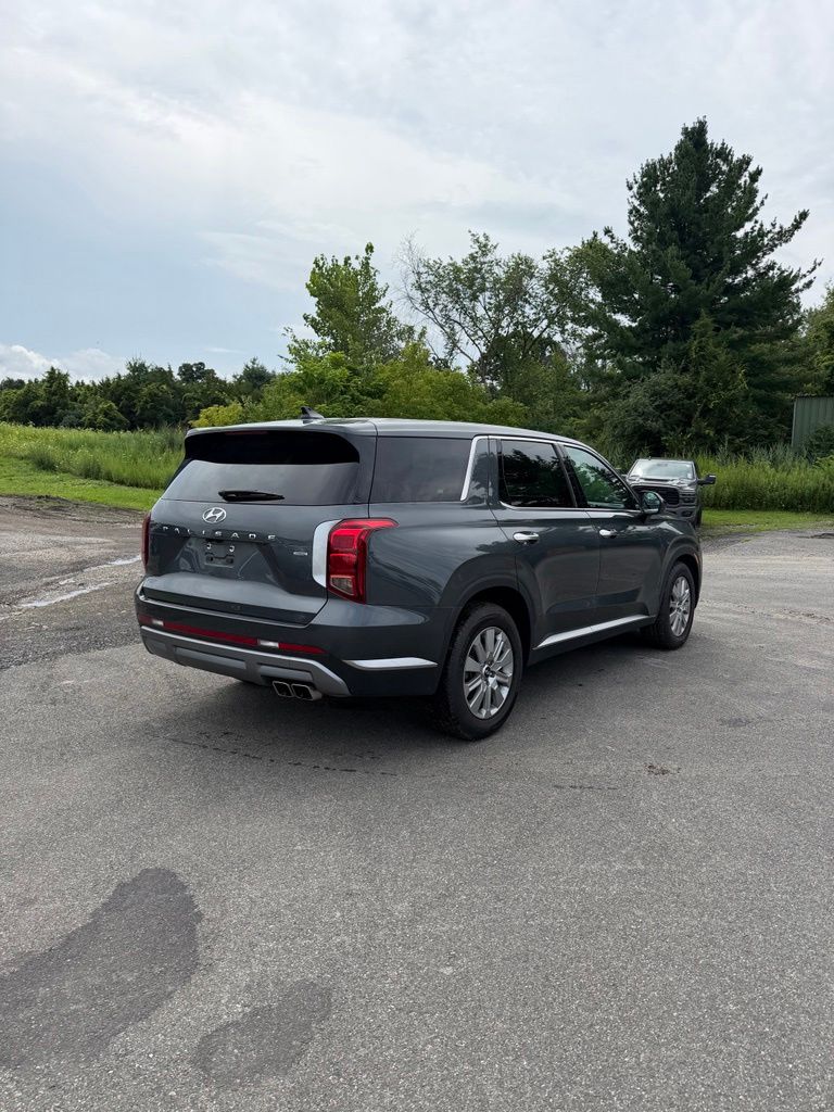 2023 Hyundai Palisade SE - Photo 3