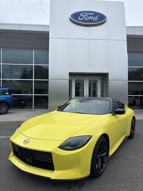 2024 Nissan Z Performance photo 2