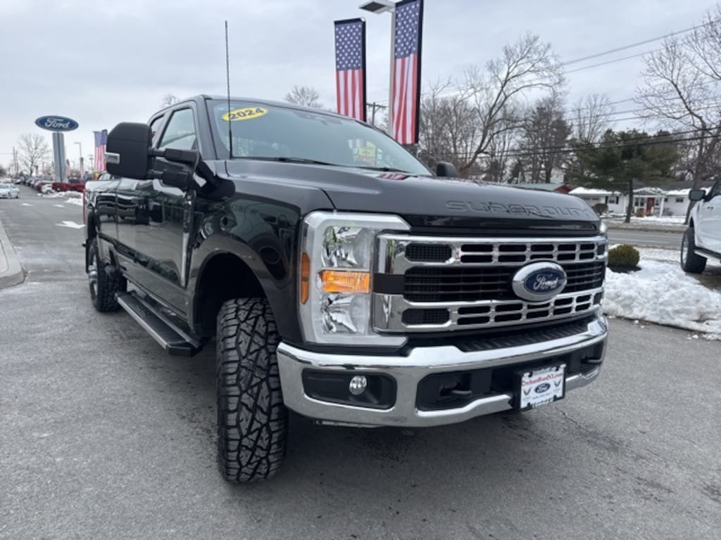 Used 2024 Ford F-350SD XLT Truck