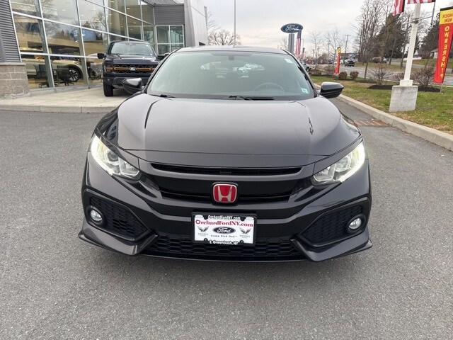 2018 Honda Civic Hatchback Sport photo 3