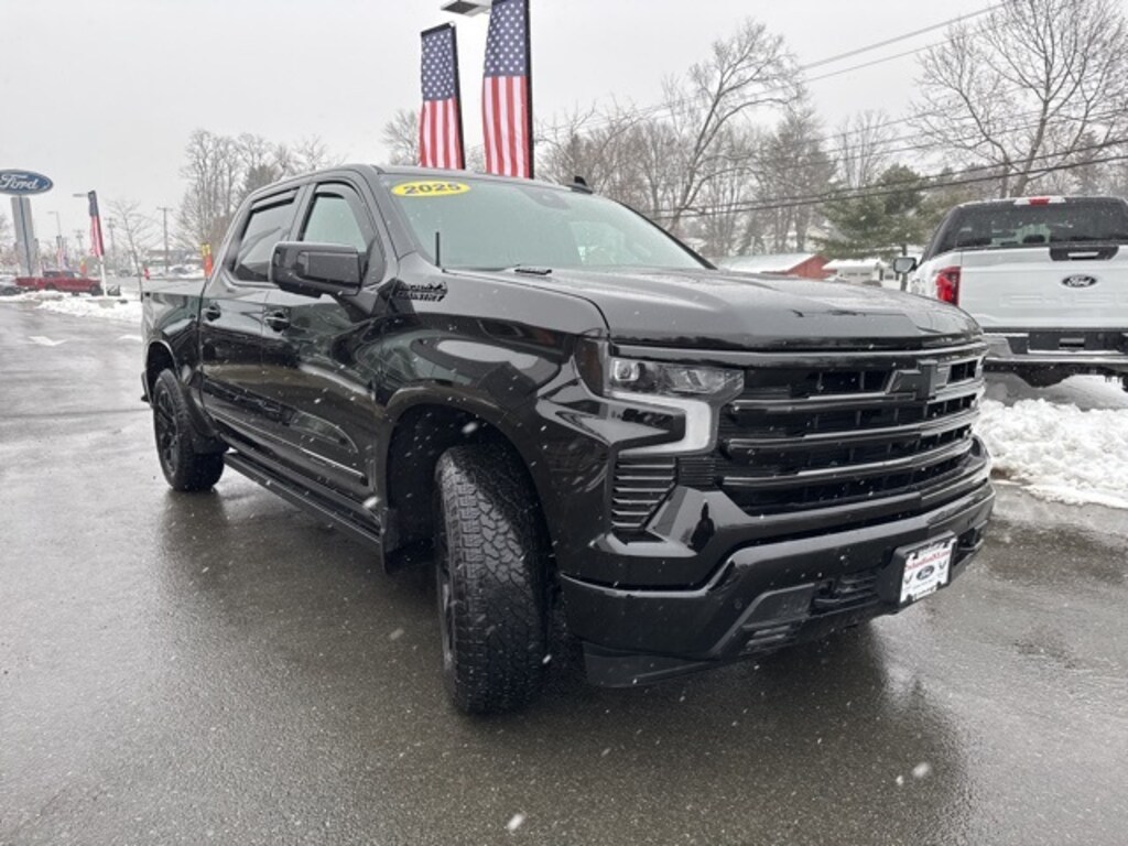 Used 2025 Chevrolet Silverado 1500 High Country Truck