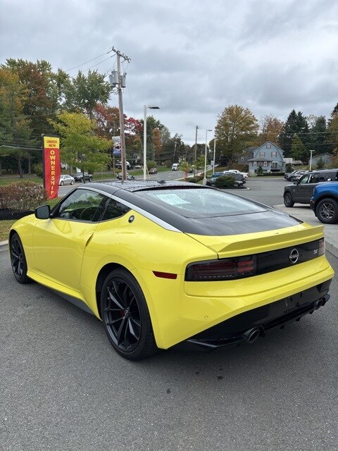 2024 Nissan Z Performance photo 4