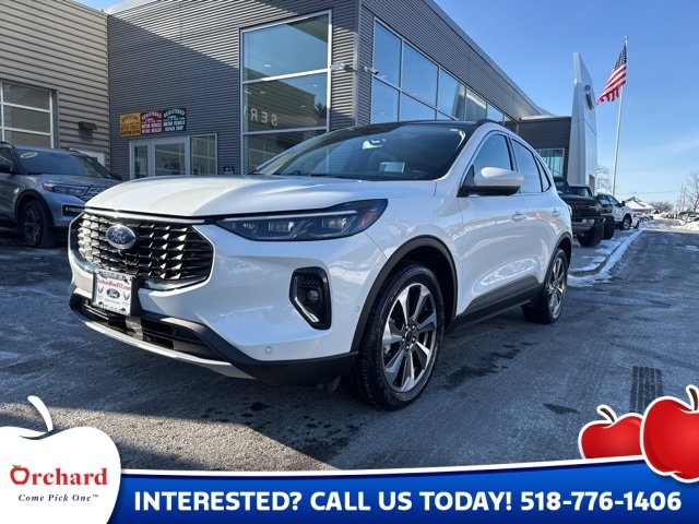 2023 Ford Escape Platinum