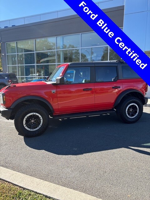 2023 Ford Bronco Base photo 3