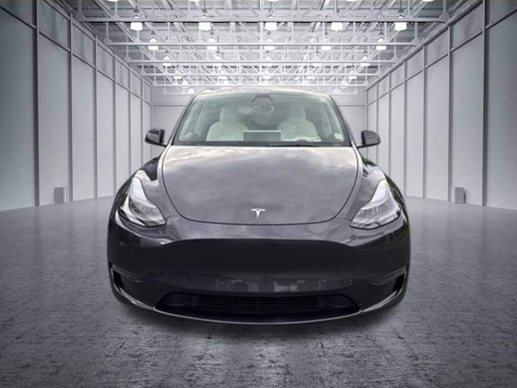 Certified 2024 Tesla Model Y SUV