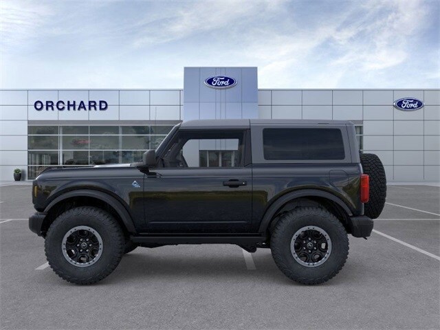 2024 Ford Bronco Black Diamond photo 3
