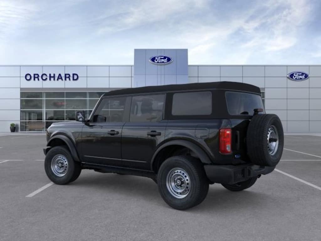 Used 2025 Ford Bronco Base SUV