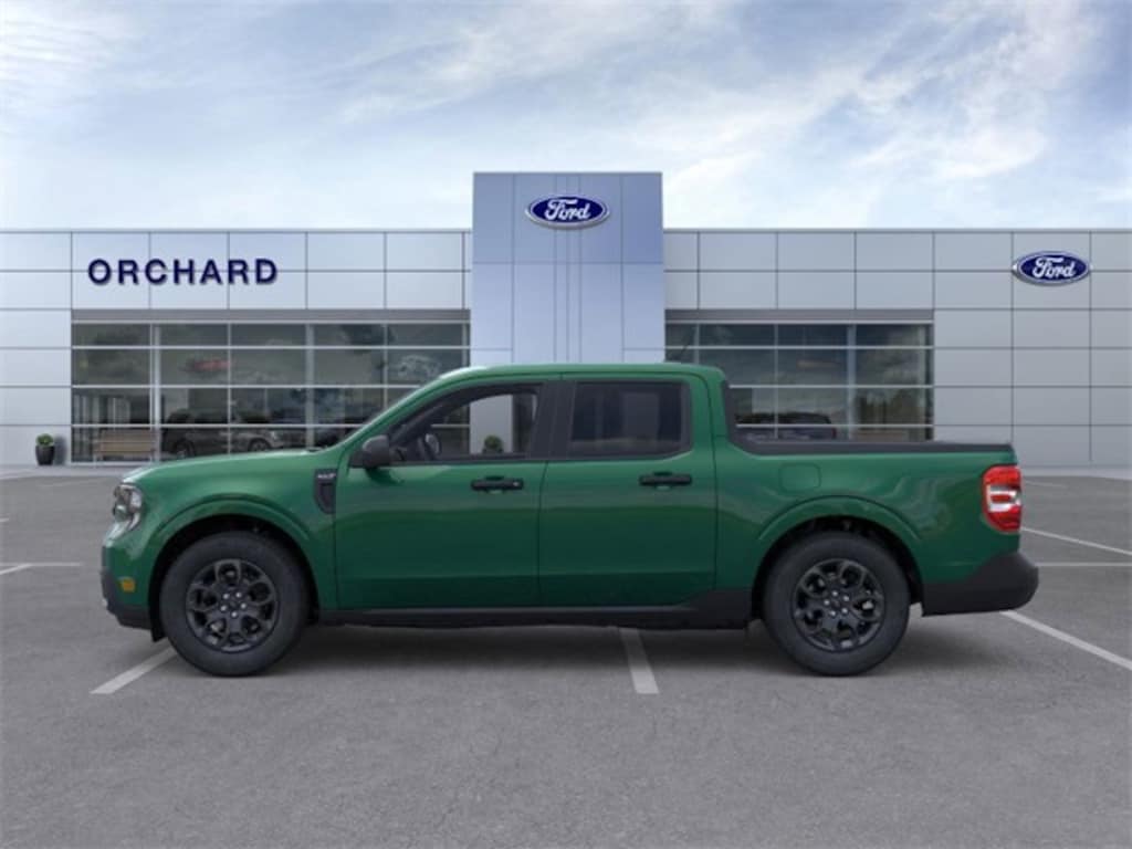 New 2025 Ford Maverick XLT Truck
