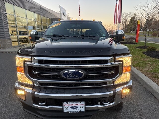 2020 Ford F-350 Lariat photo 2