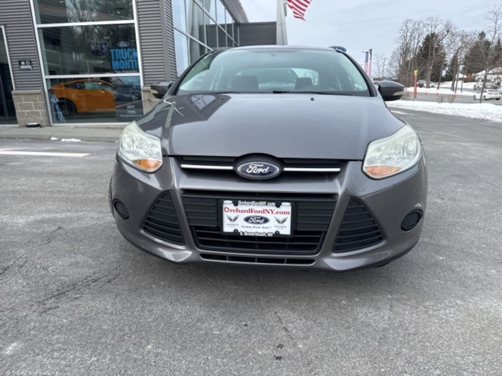 Used 2014 Ford Focus SE Sedan