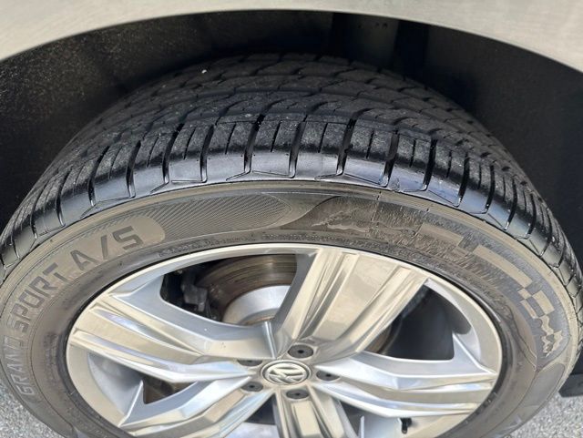 2019 Volkswagen Tiguan SEL Premium - Photo 13