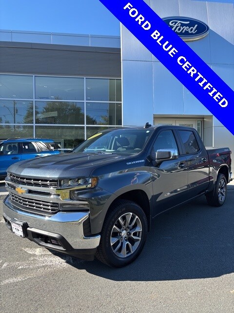 2022 Chevrolet Silverado 1500 LT photo 2