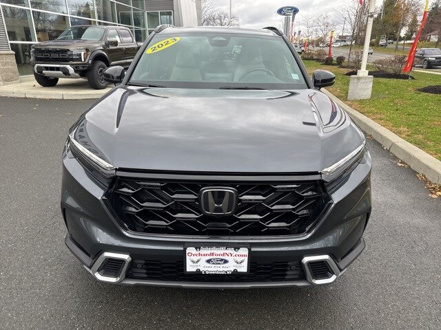 2023 Honda CR-V Hybrid Sport Touring photo 2