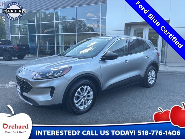 2022 Ford Escape SE's photo