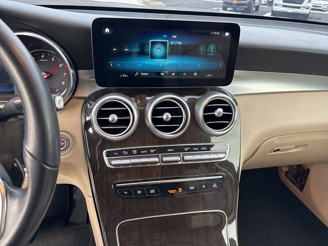 2021 Mercedes-Benz GLC GLC300 - Photo 13