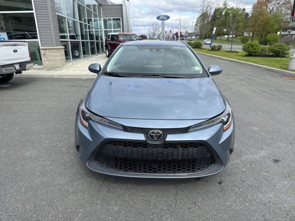 Used 2020 Toyota Corolla LE Sedan