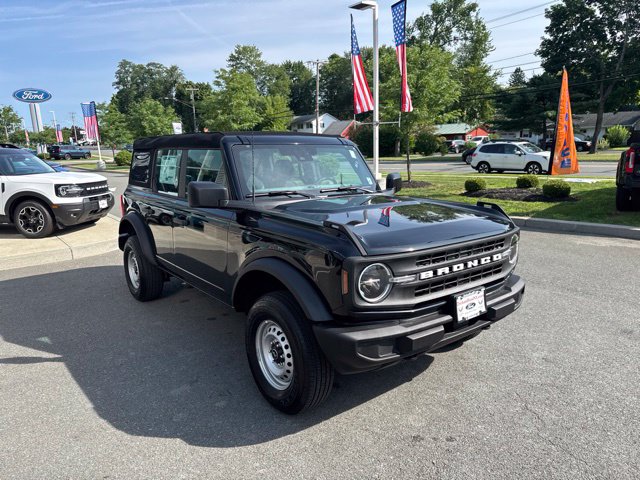 New 2025 Ford Bronco Base SUV