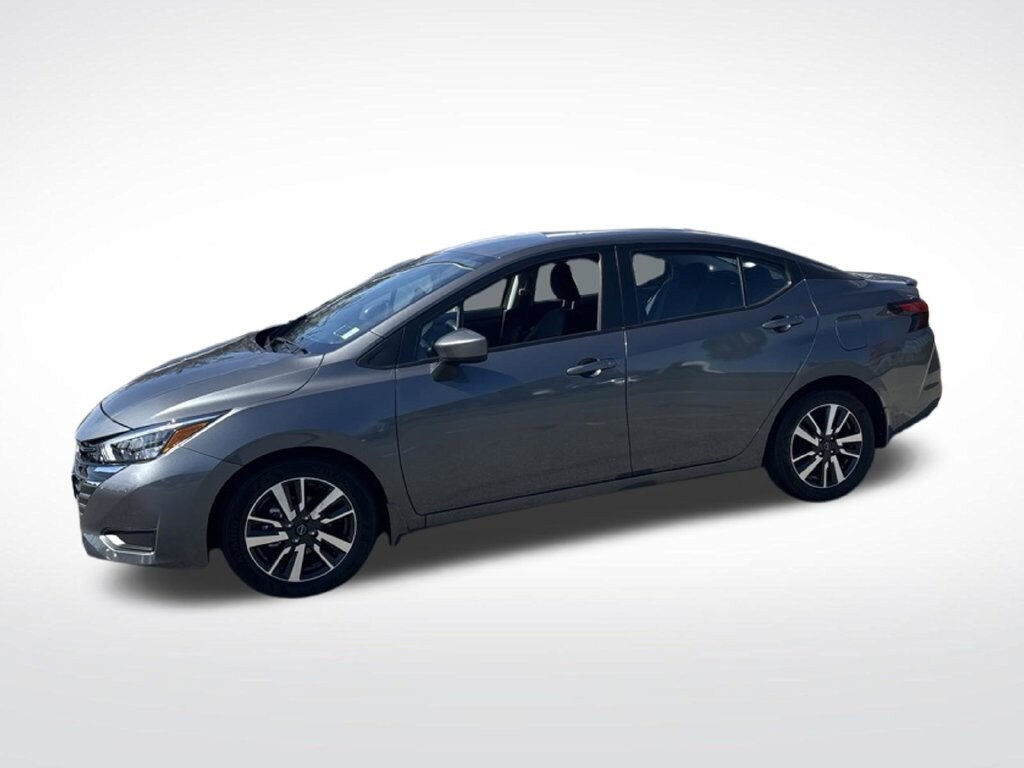 Used 2025 Nissan Versa 1.6 SV Sedan