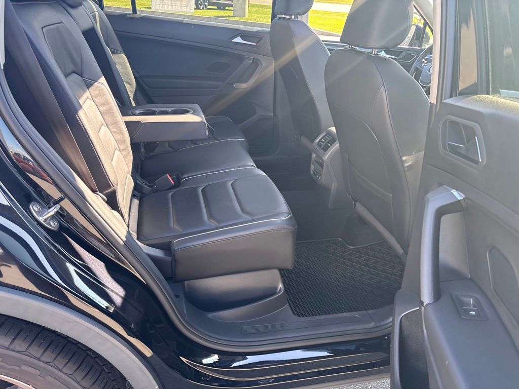 2019 Volkswagen Tiguan SEL Premium - Photo 32