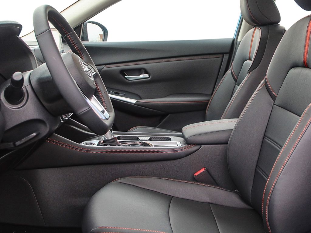 2025 Nissan Sentra SR - Photo 10