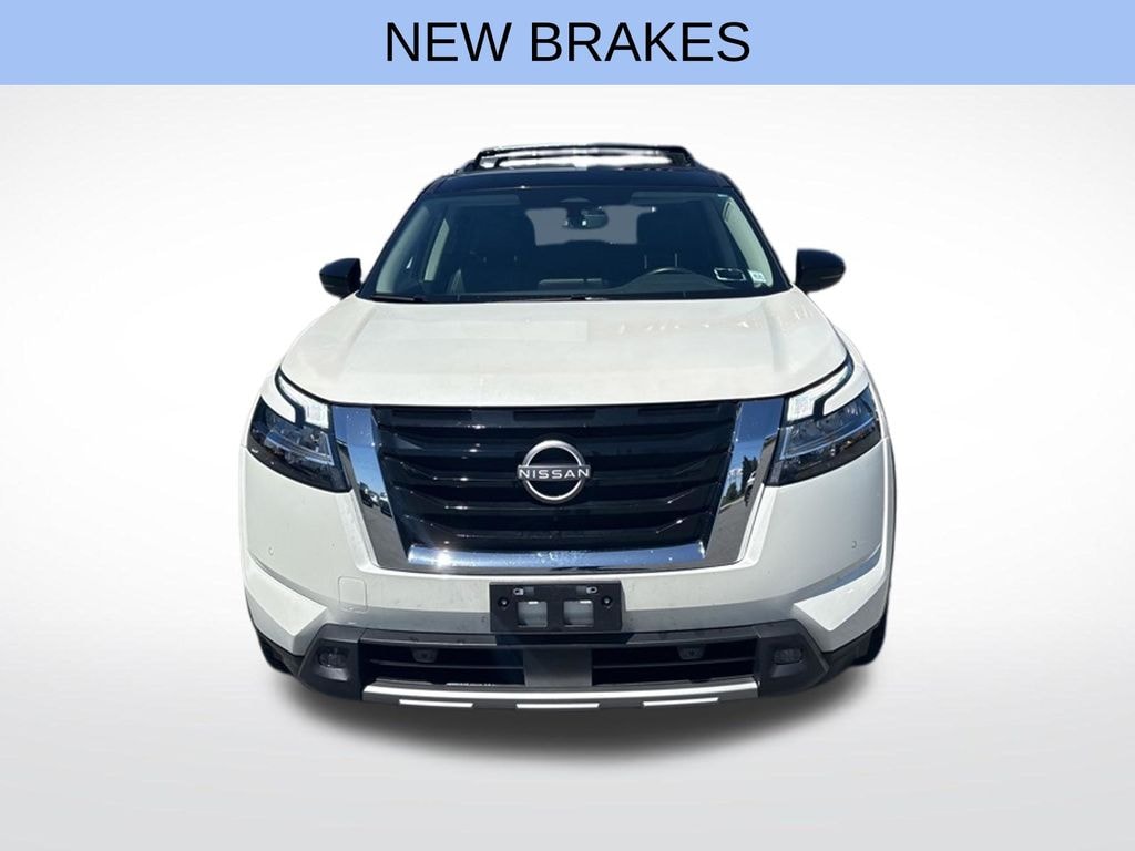Used 2023 Nissan Pathfinder SL SUV
